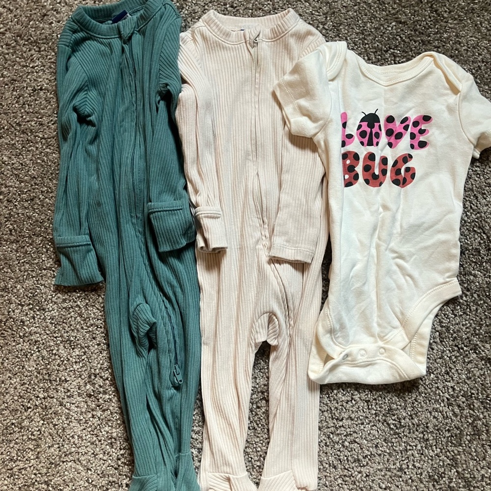 Old Navy Kids One Piece Set - Teal, Beige, and White